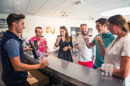 Degustation au comptoir - Vignerons Indépendants