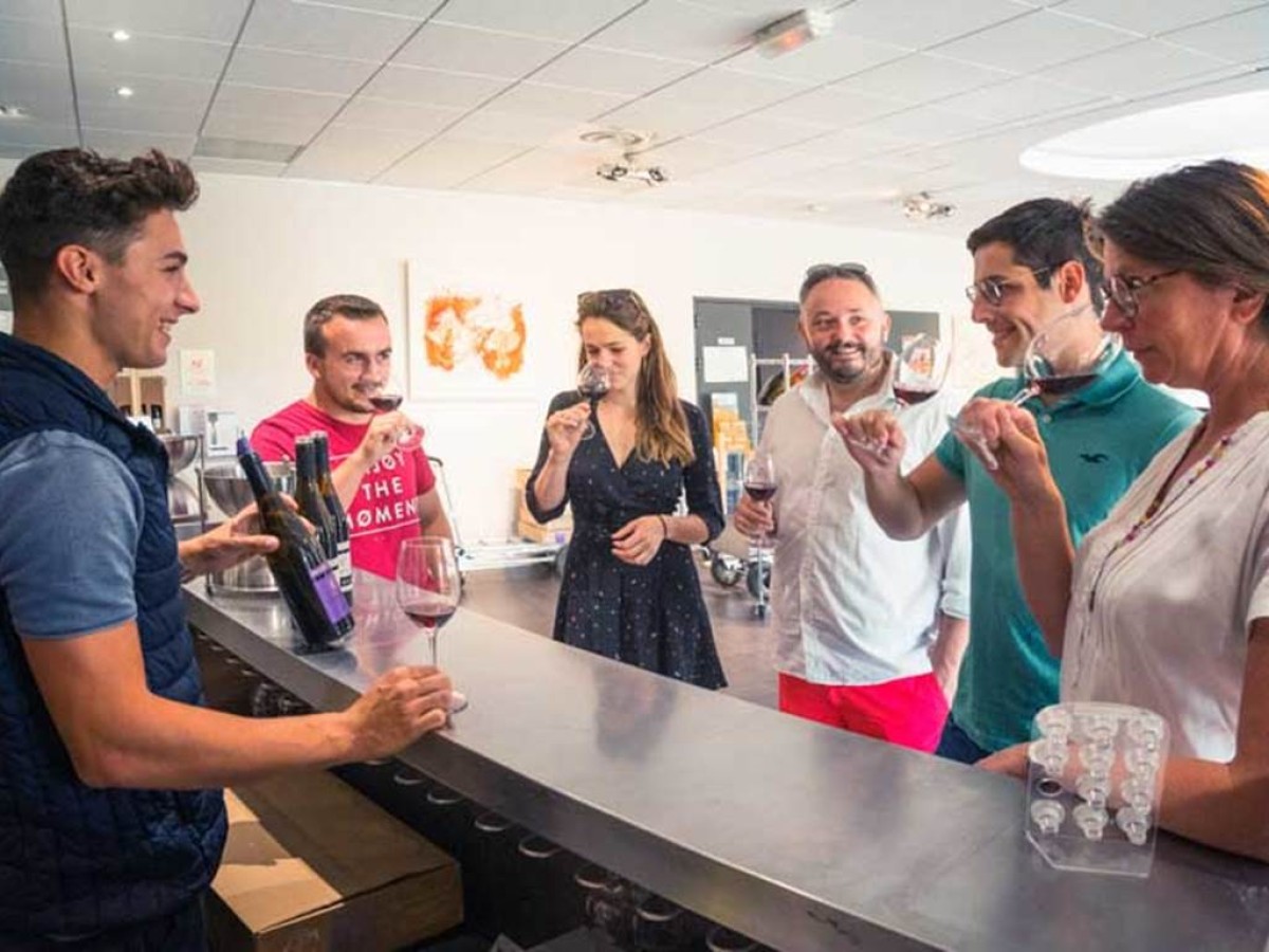Degustation au comptoir - Vignerons Indépendants