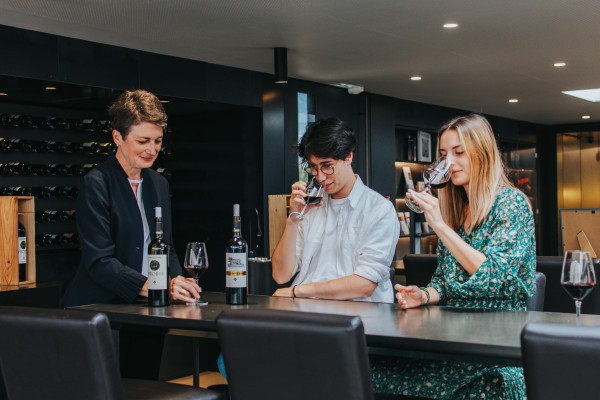 Classic tour and tasting - English - Vignerons Indépendants