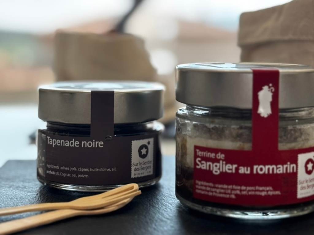 Winery tour and tasting - FR/ENG Privilege package - Vignerons Indépendants