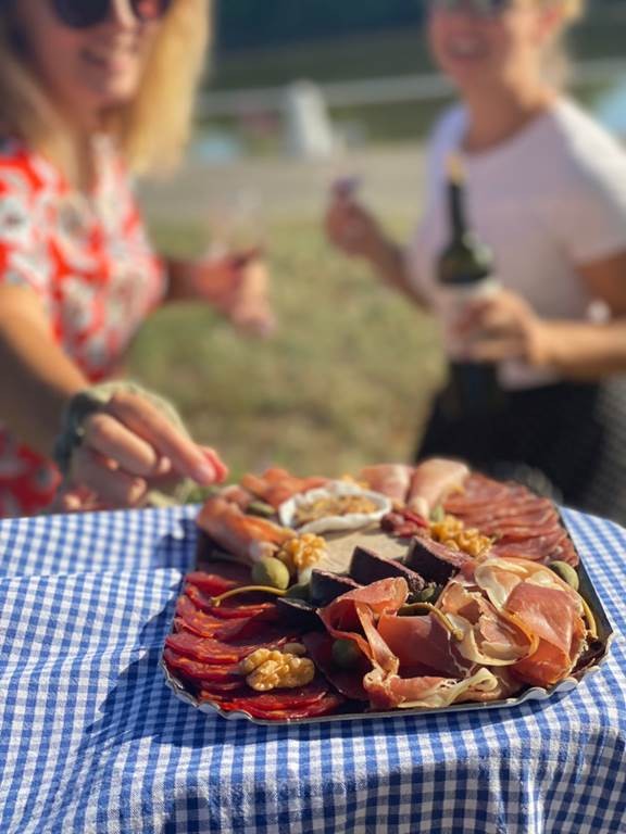Visite Épicurienne – Vins & Charcuteries au bord de la Dordogne - Vignerons Indépendants